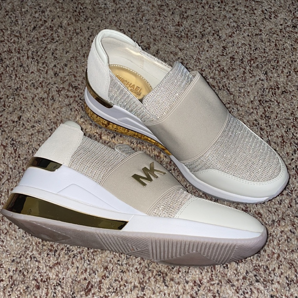 MK Wedges